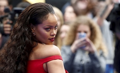 Sell celebrity photo